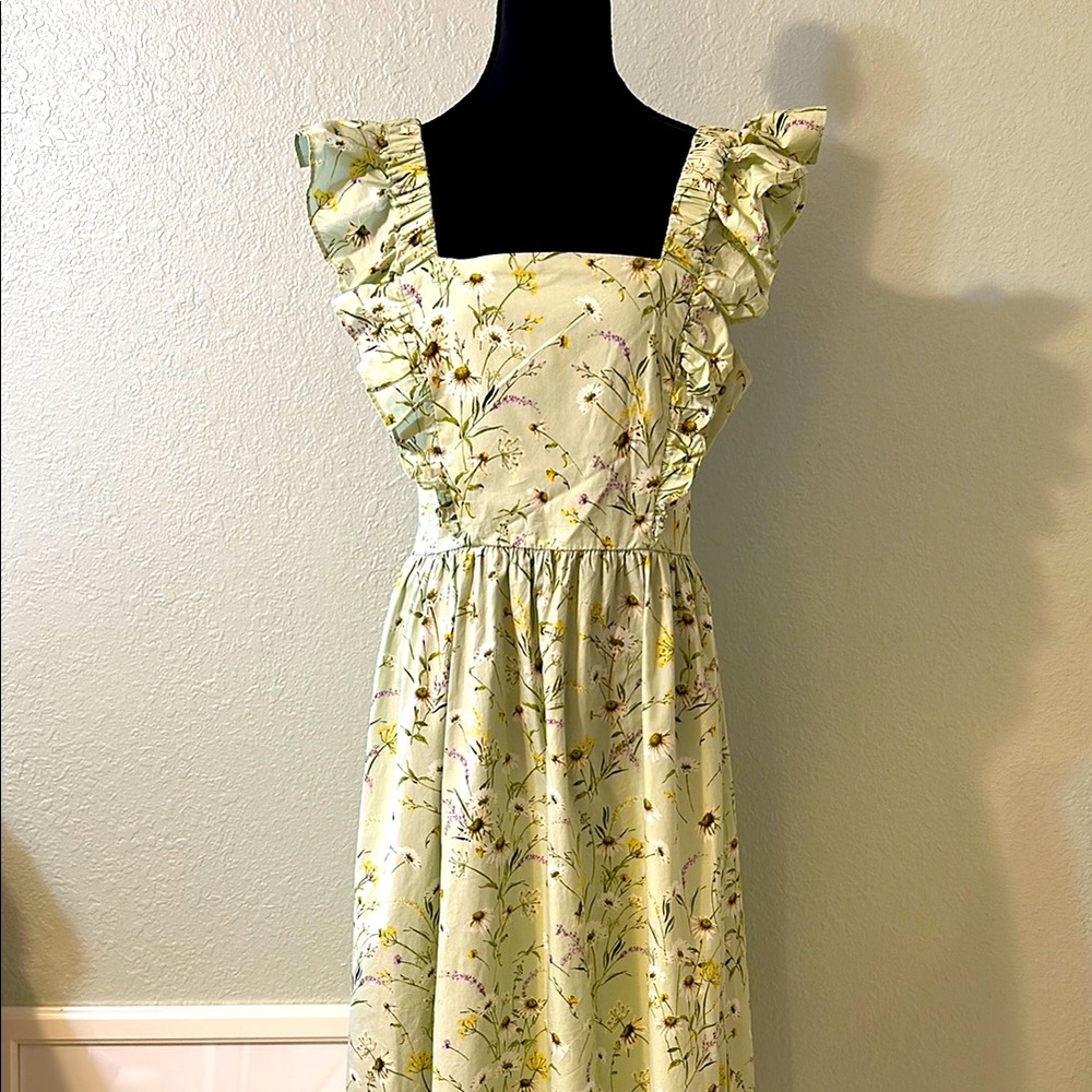 Floral Ruffle Sleeve Dress